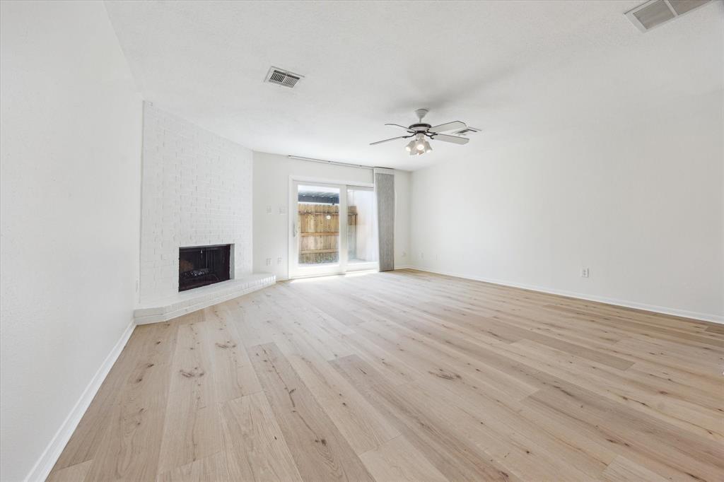 2515 Bering Drive #11, Houston, Texas image 6