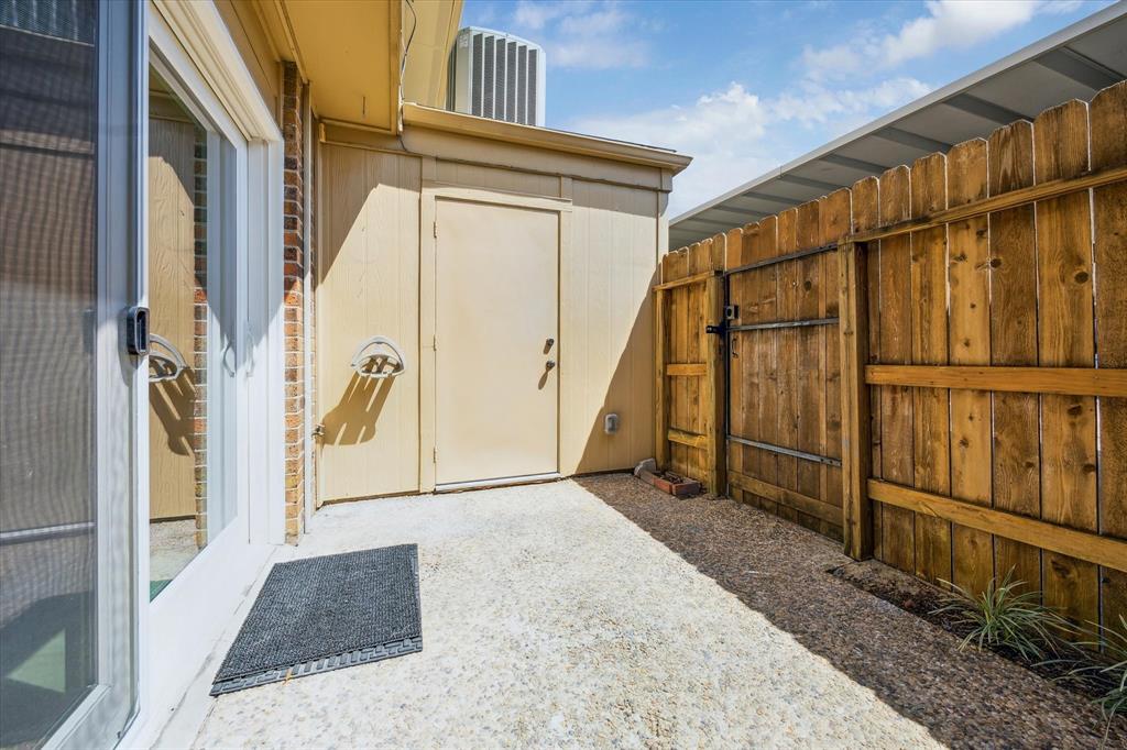 2515 Bering Drive #11, Houston, Texas image 17