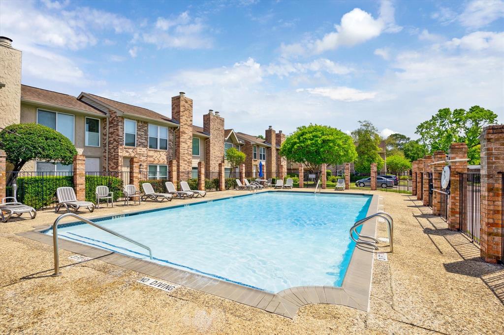 2515 Bering Drive #11, Houston, Texas image 20