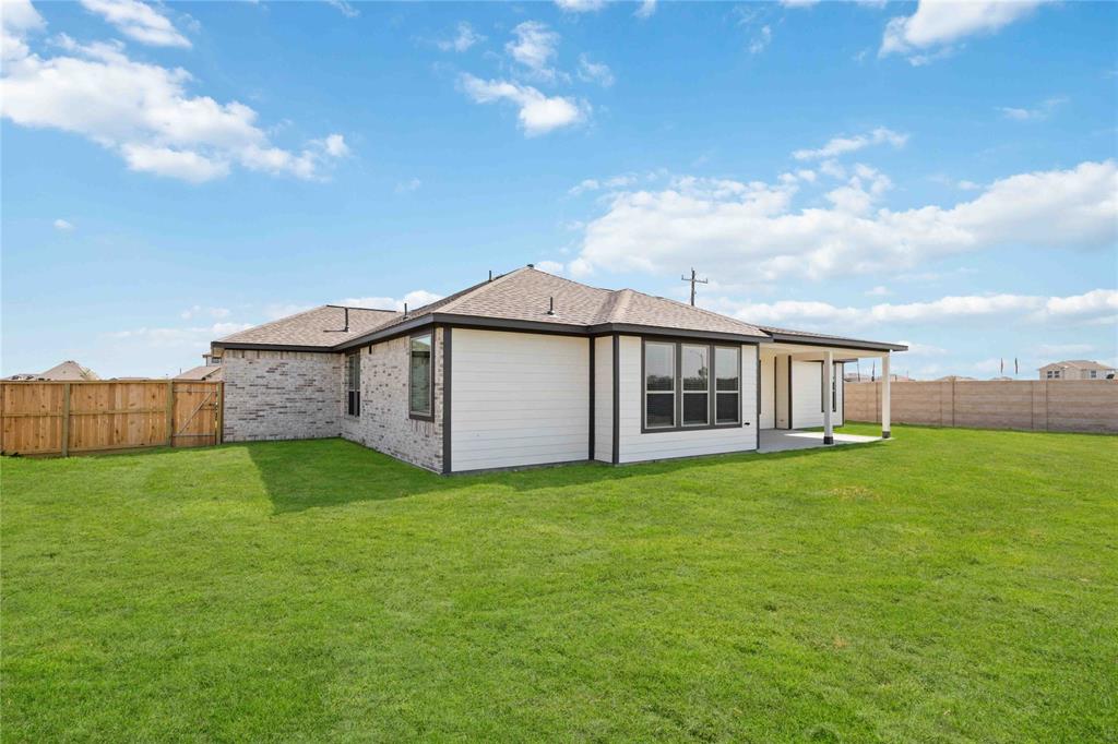 115 Valley Ranch Trail, Dayton, Texas image 27