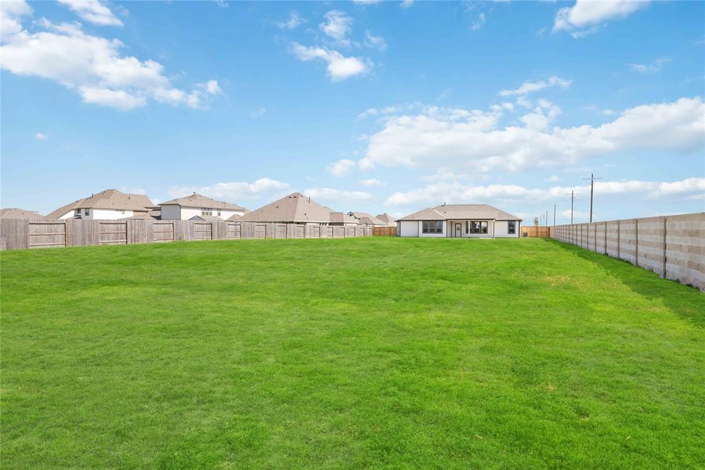 115 Valley Ranch Trail, Dayton, Texas image 29