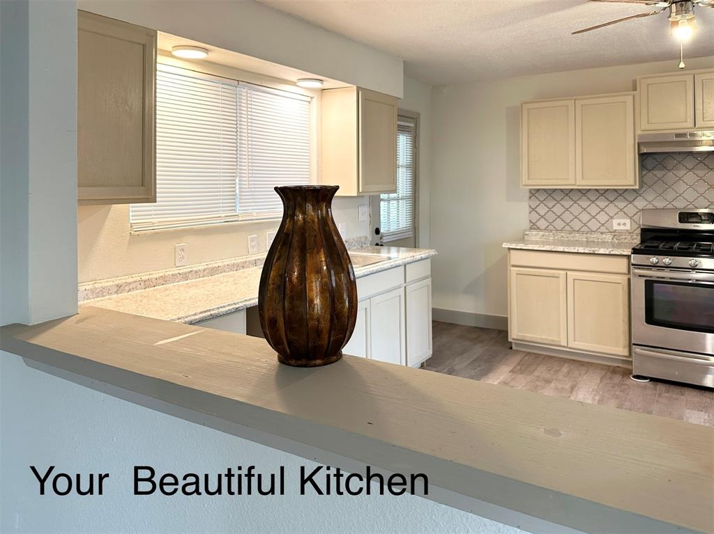 1602 W Blum Street, Alvin, Texas image 35