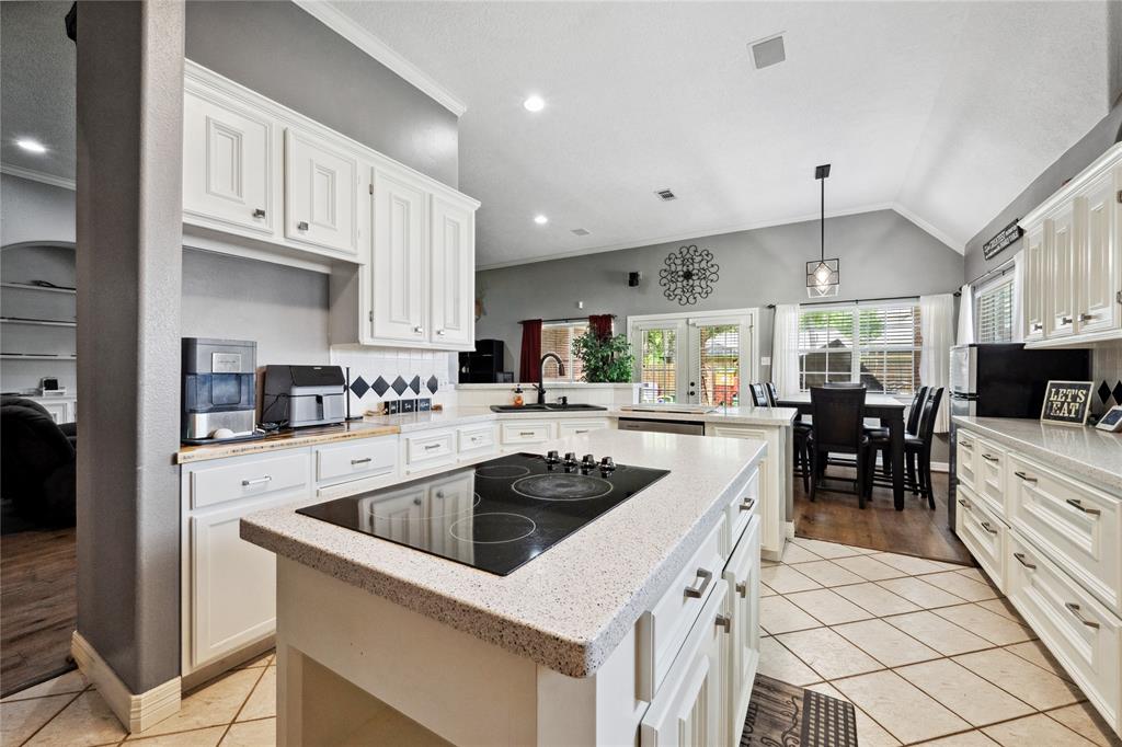 12402 Fisher Drive, Mont Belvieu, Texas image 17