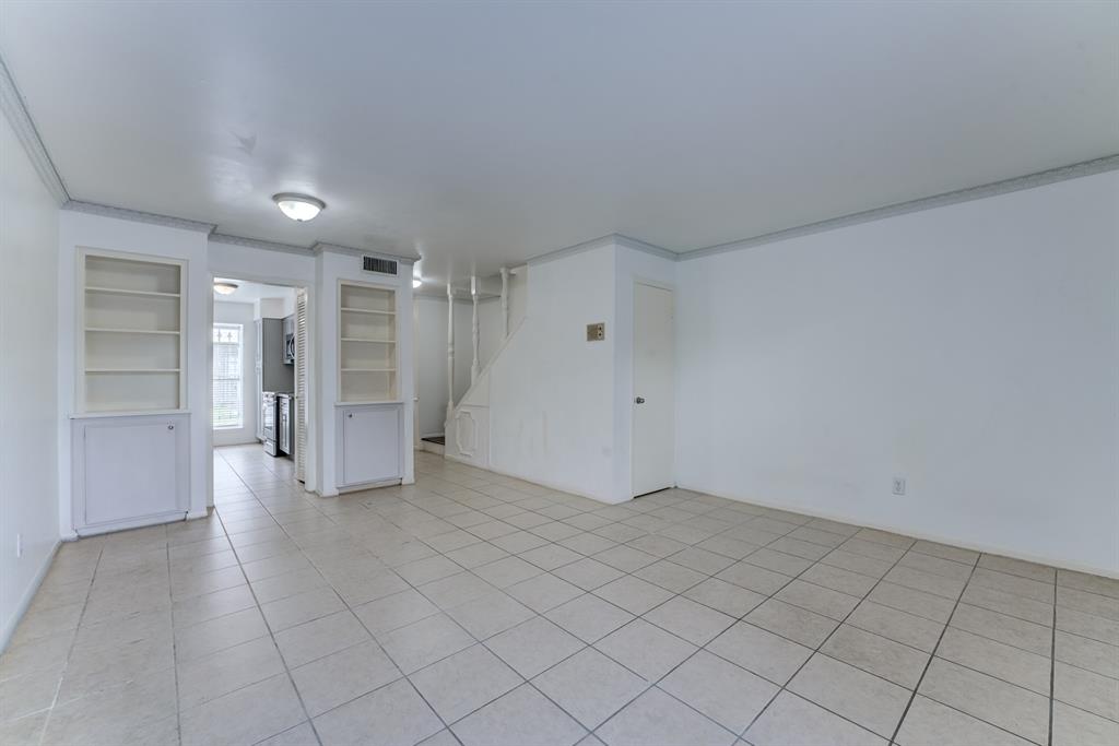 7938 Leonora Street #B19, Houston, Texas image 4
