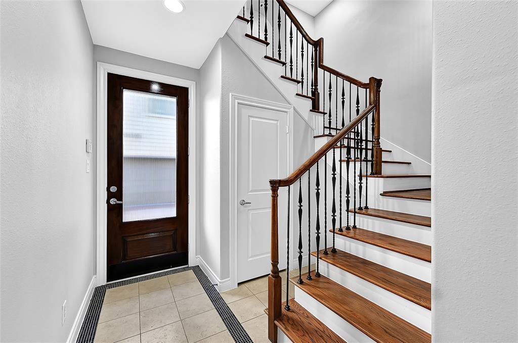 1403 Dart Street, Houston, Texas image 8