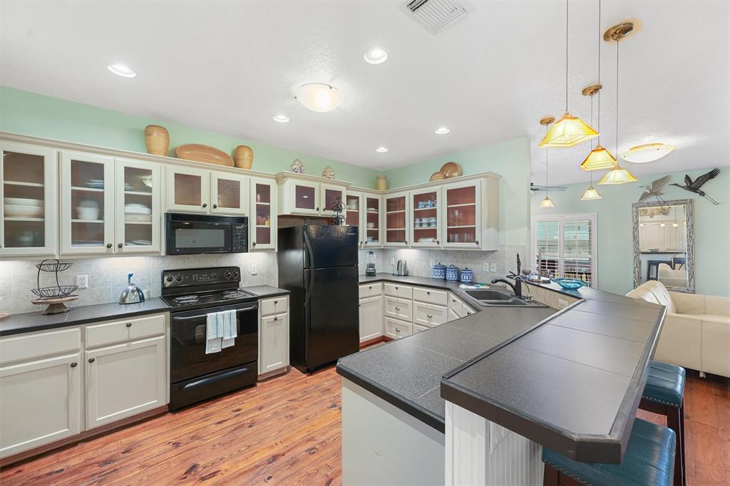 13027 Buccaneer Parkway Parkway, Freeport, Texas image 6