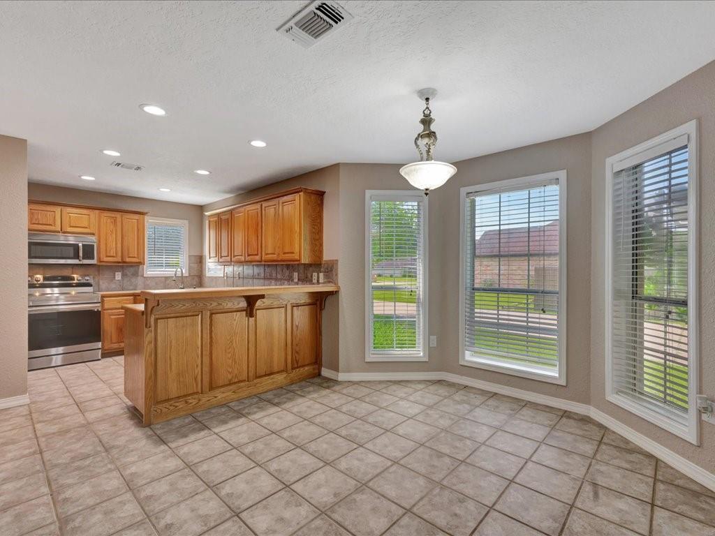 262 Creekwood Drive, Huntington, Texas image 11