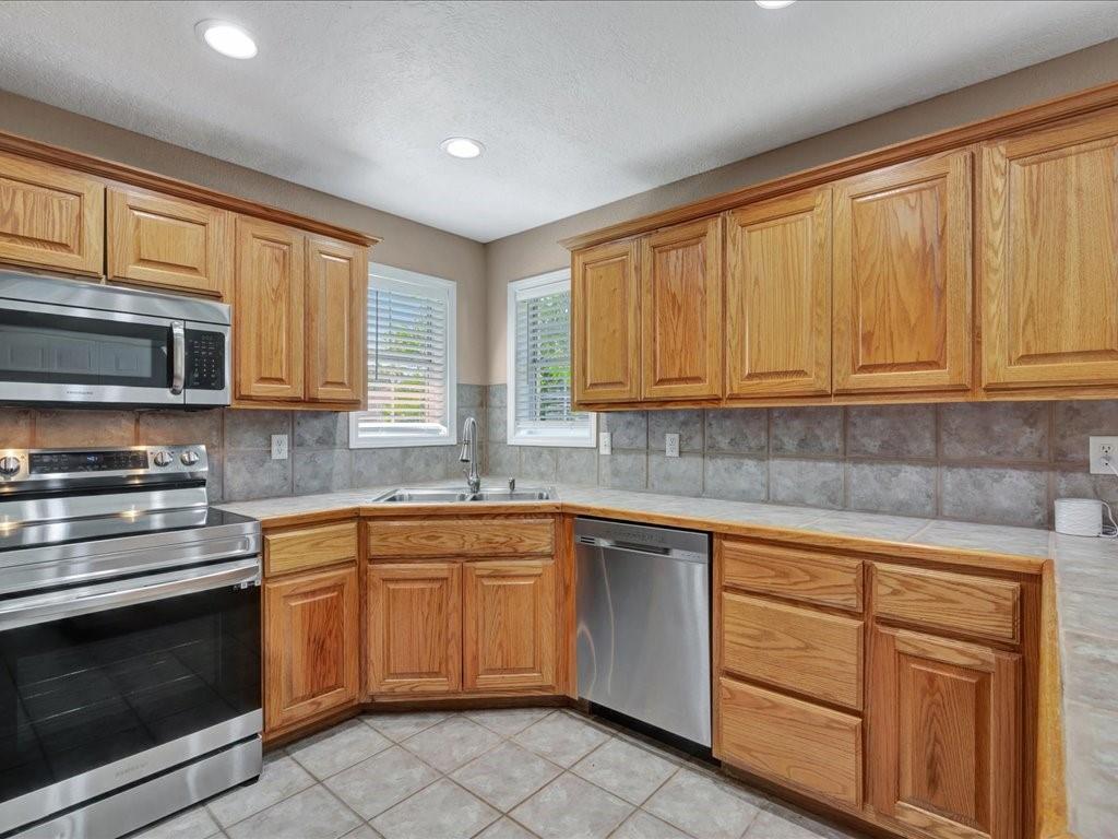 262 Creekwood Drive, Huntington, Texas image 13