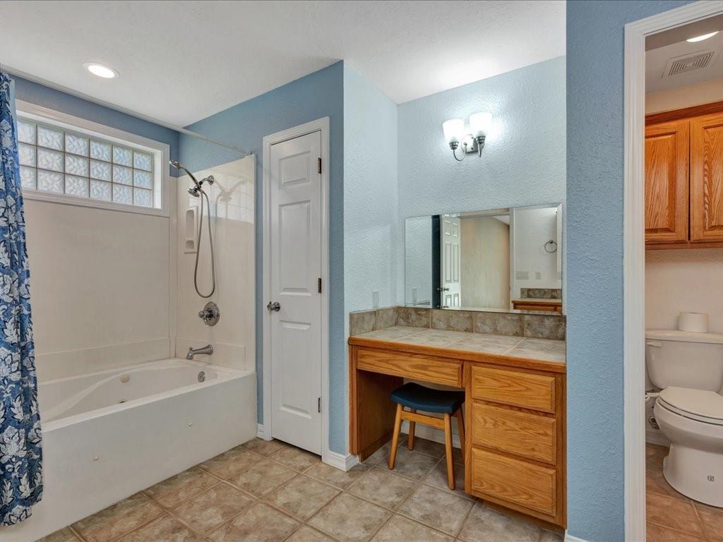 262 Creekwood Drive, Huntington, Texas image 22