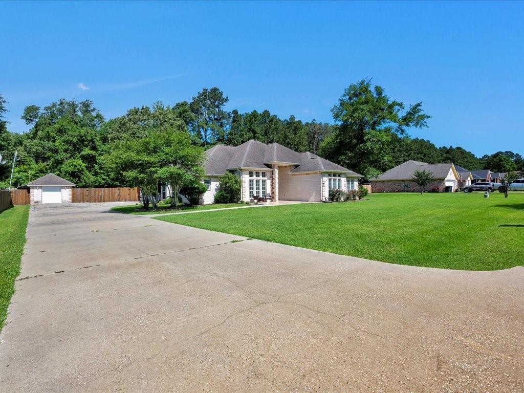 262 Creekwood Drive, Huntington, Texas image 46