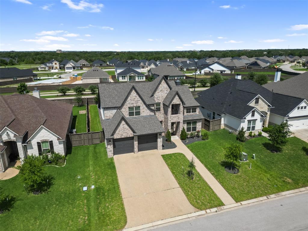 4209 Harding Court, Bryan, Texas image 2