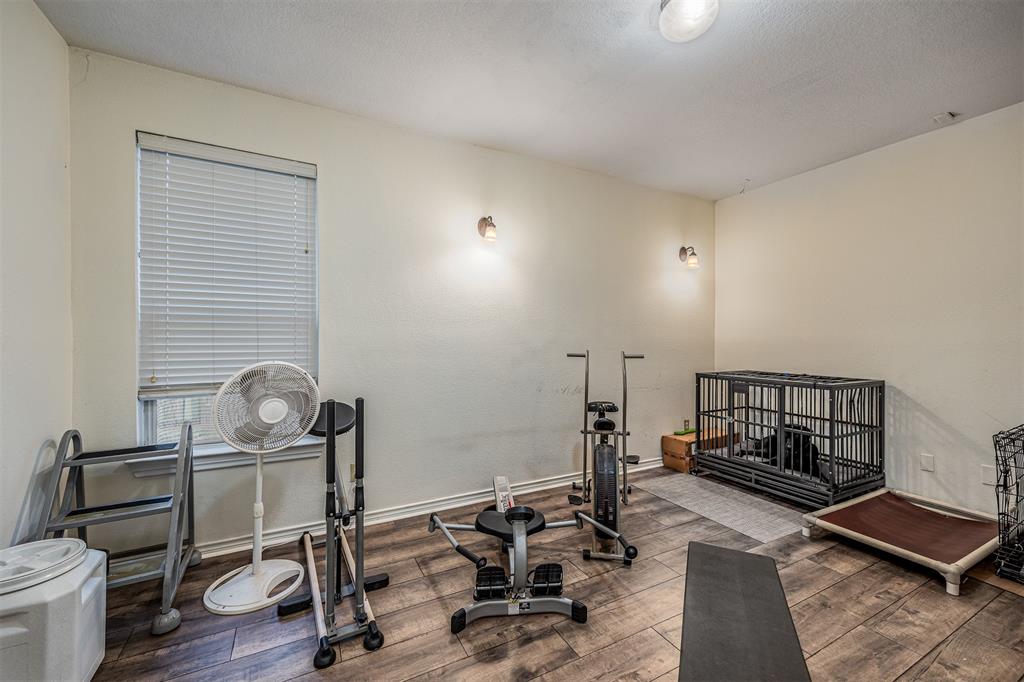 9906 Lynnwood Drive, Baytown, Texas image 21