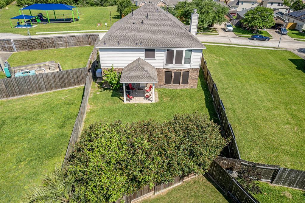9906 Lynnwood Drive, Baytown, Texas image 42