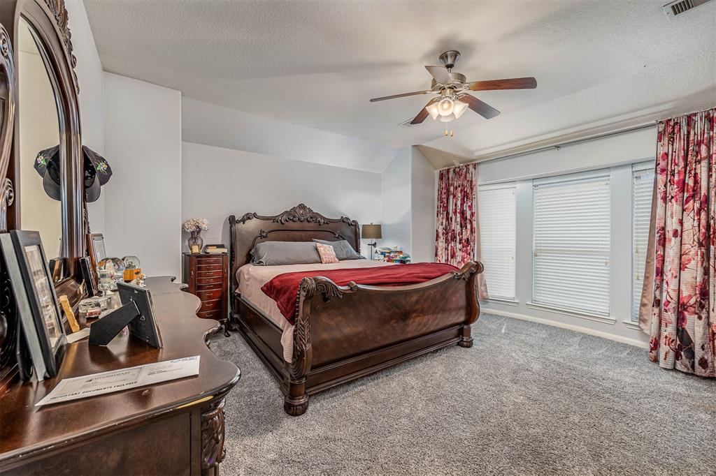 9906 Lynnwood Drive, Baytown, Texas image 23