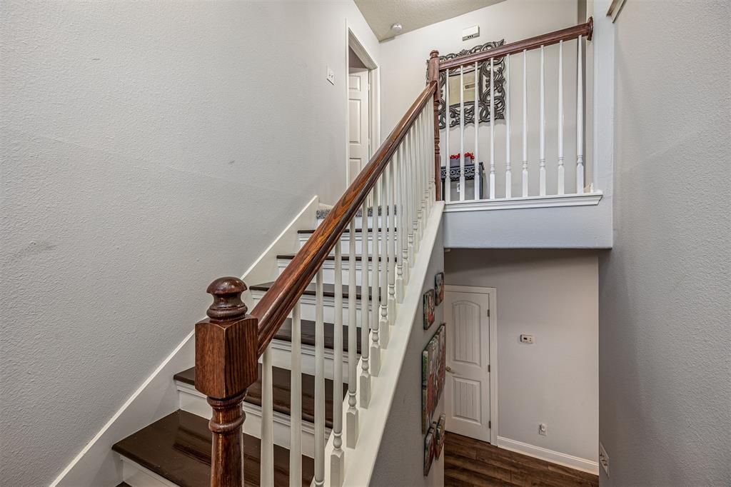 9906 Lynnwood Drive, Baytown, Texas image 22