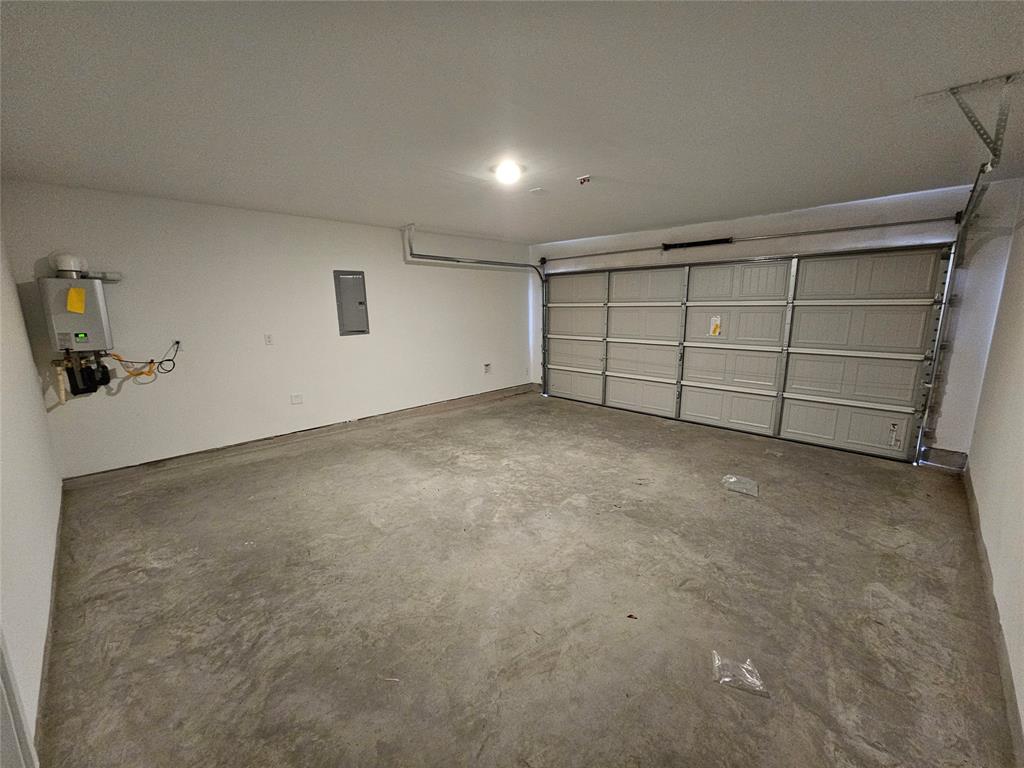 317 Brandi Drive, Wharton, Texas image 5