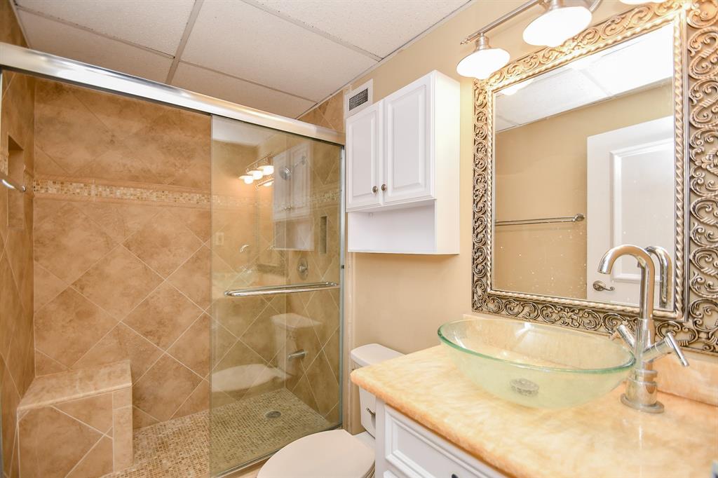 Houston, Texas 77098, United States, 1 Bedroom Bedrooms, ,1 BathroomBathrooms,Residential,Active,170696