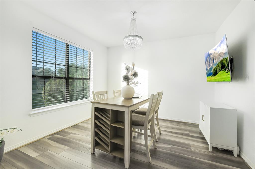 971 Oak Lynn Drive