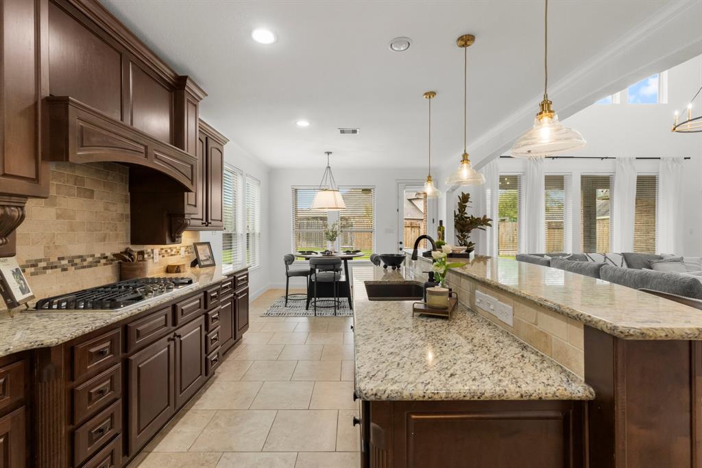 24606 Bennetts Ridge Lane, Porter, Texas image 14