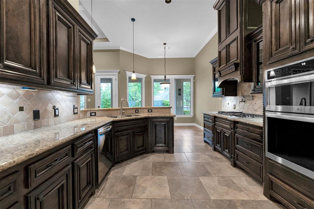 11618 Walden Road, Montgomery, Texas image 11