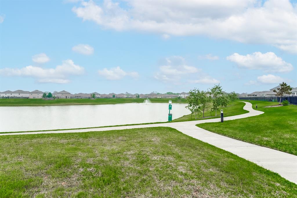 14203 Walworth Creek Court, Rosharon, Texas image 38
