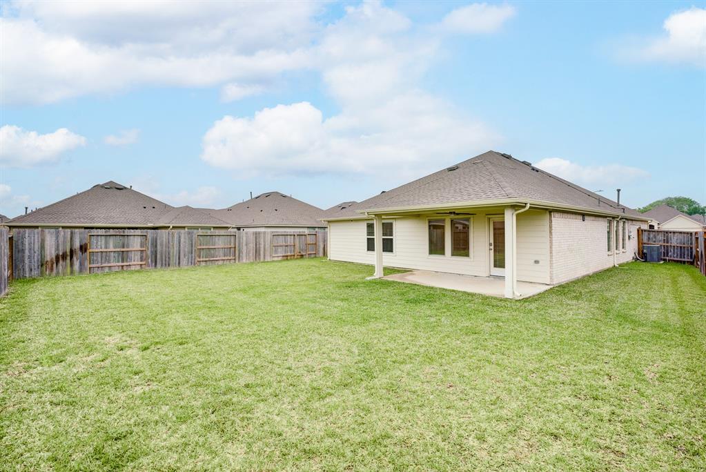 14203 Walworth Creek Court, Rosharon, Texas image 34