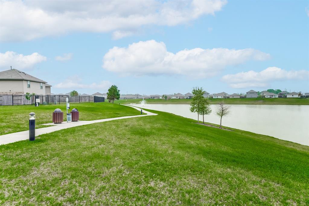 14203 Walworth Creek Court, Rosharon, Texas image 41