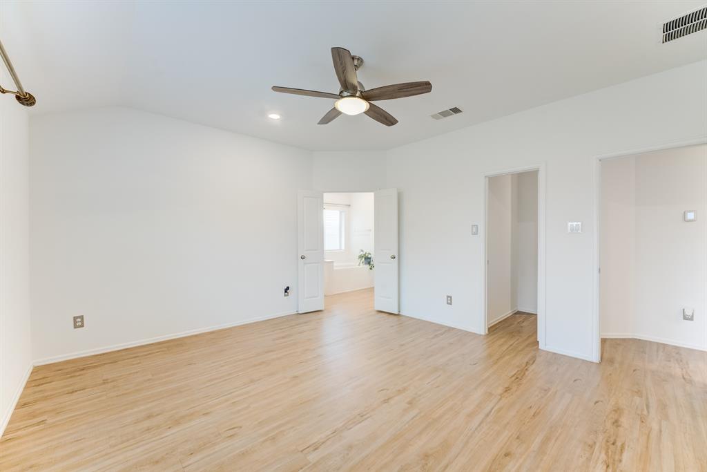 14203 Walworth Creek Court, Rosharon, Texas image 18