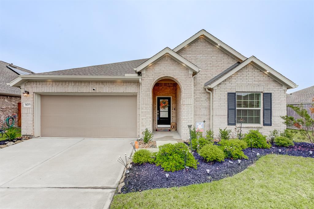 14203 Walworth Creek Court, Rosharon, Texas image 1