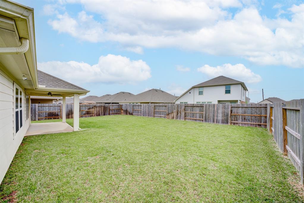 14203 Walworth Creek Court, Rosharon, Texas image 35