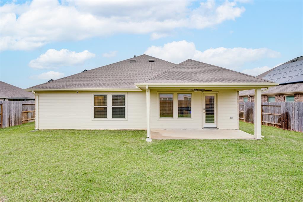 14203 Walworth Creek Court, Rosharon, Texas image 33