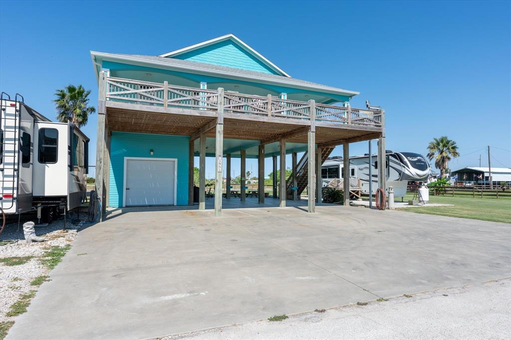 1951 Avenue F, Port Bolivar, Texas image 2