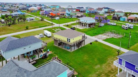 A home in Crystal Beach