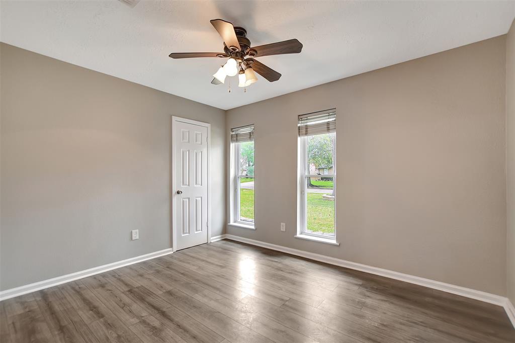 5342 Abercreek Avenue, Friendswood, Texas image 26