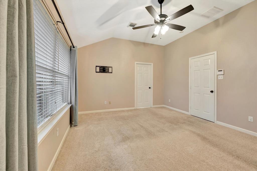 2889 Lost Cove Court, League City, Texas image 24