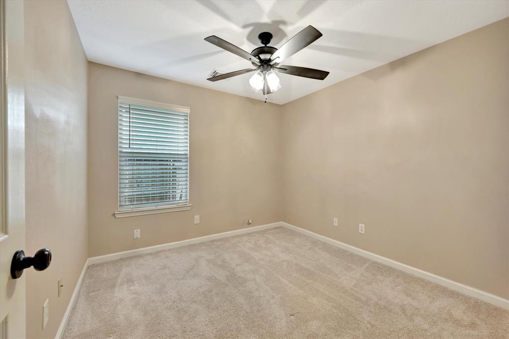 2889 Lost Cove Court, League City, Texas image 34