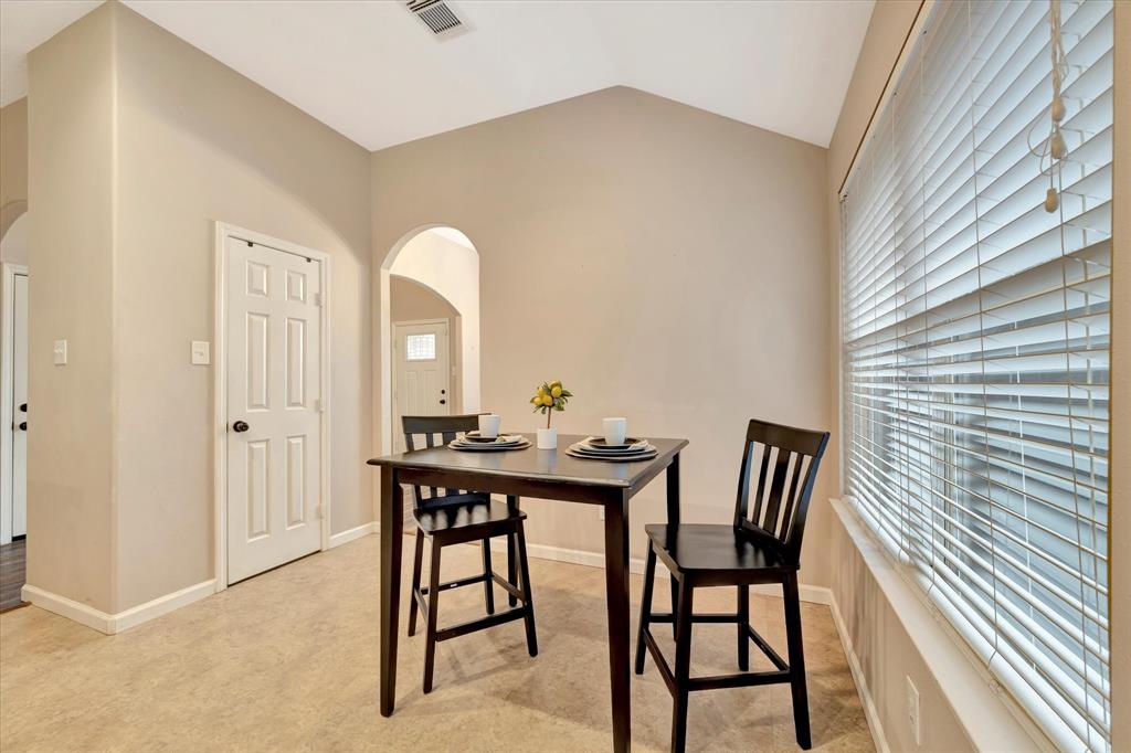 2889 Lost Cove Court, League City, Texas image 19