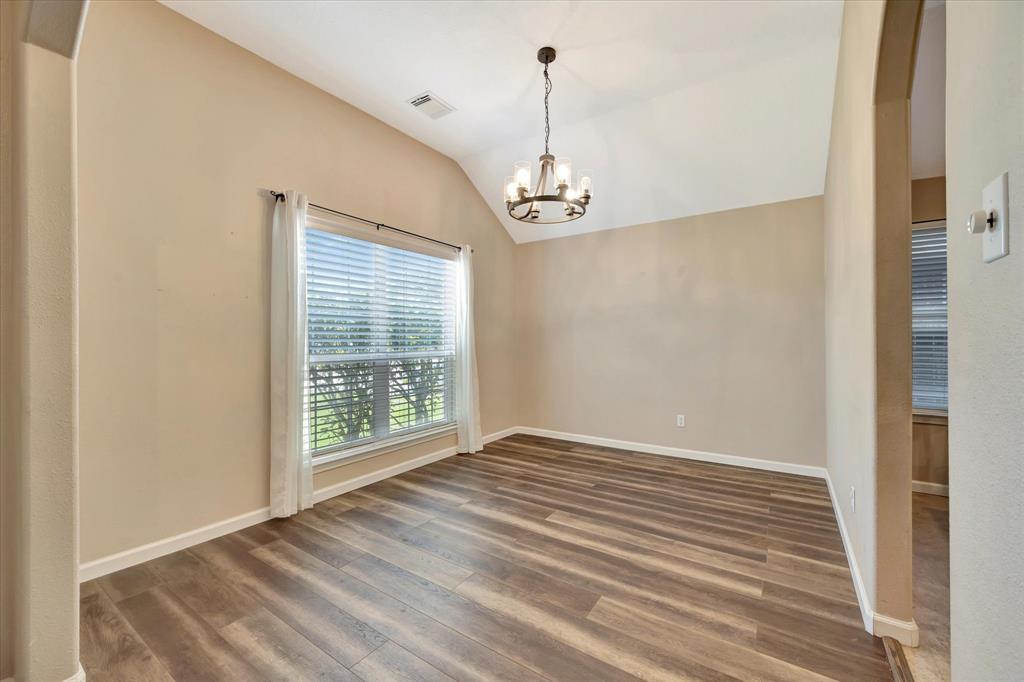 2889 Lost Cove Court, League City, Texas image 8