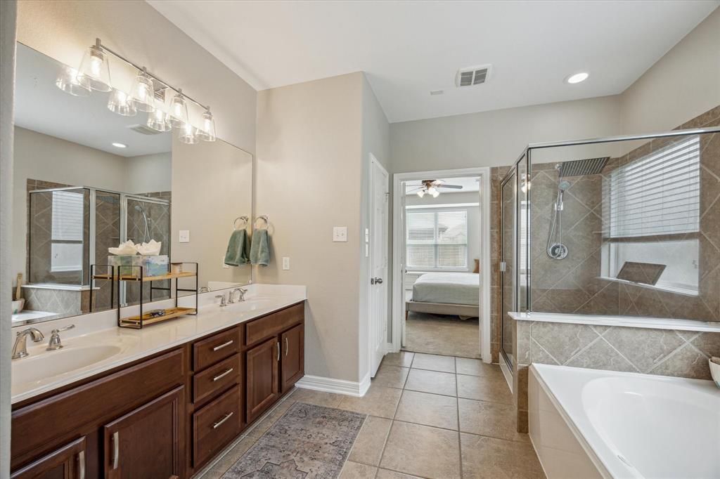 9982 Manor Spring Lane, Brookshire, Texas image 17