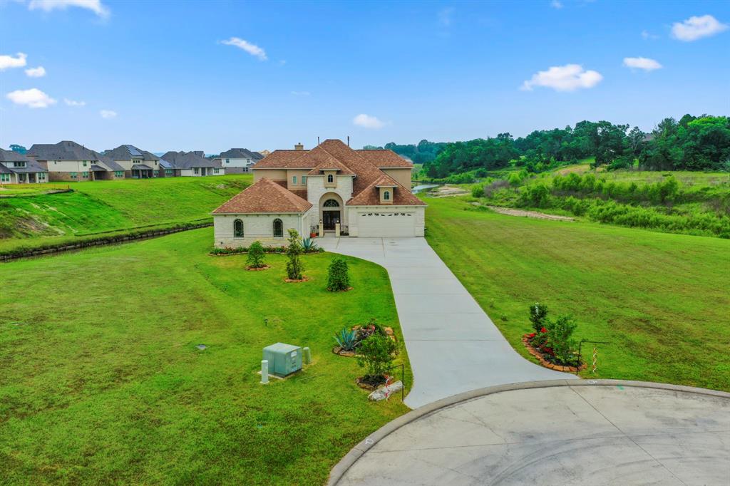 11 Waterstone Court, Montgomery, Texas image 1