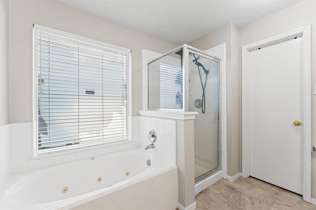 3911 Dogwood Bough Lane, Fresno, Texas image 27
