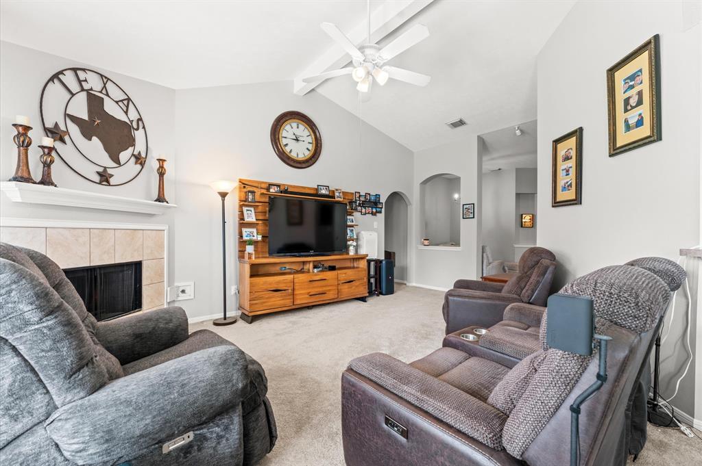 3911 Dogwood Bough Lane, Fresno, Texas image 7