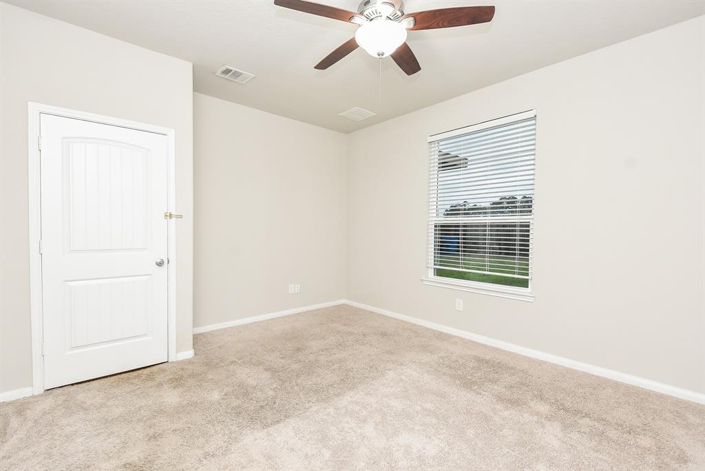 7527 Merrylands Drive, Humble, Texas image 17