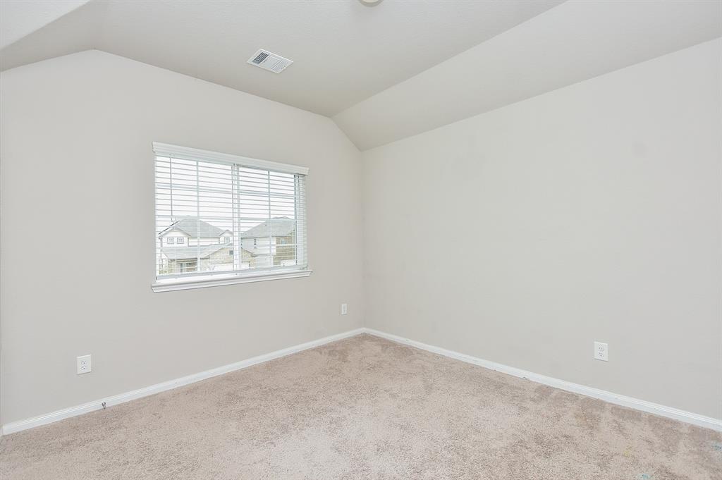7527 Merrylands Drive, Humble, Texas image 29