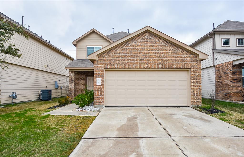 7527 Merrylands Drive, Humble, Texas image 2