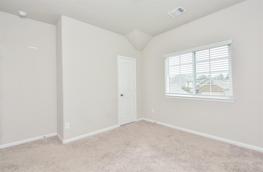 7527 Merrylands Drive, Humble, Texas image 30
