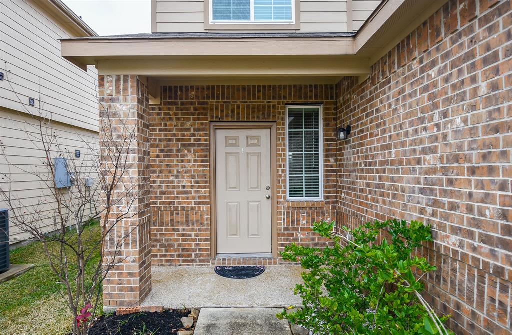 7527 Merrylands Drive, Humble, Texas image 5