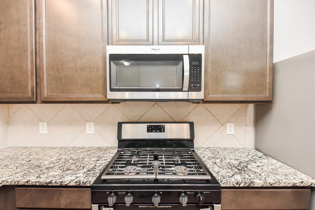 7527 Merrylands Drive, Humble, Texas image 16