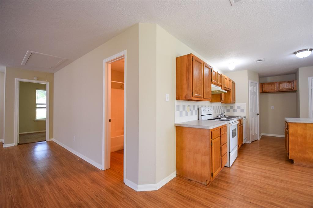12745 Lake Conroe Hills Drive, Willis, Texas image 31