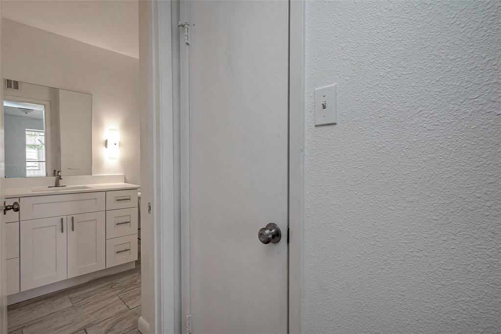 8521 Hearth Drive #33, Houston, Texas image 21